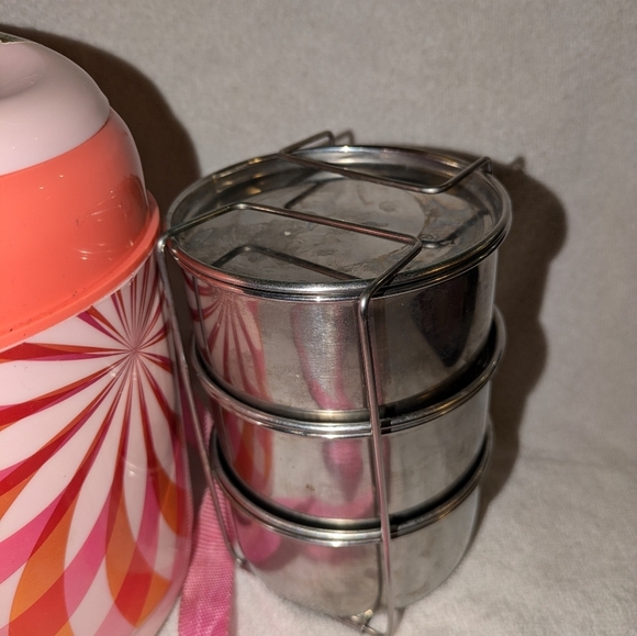 Cello Pink and Orange Insulated Lunch Carrier with Stainless Steel Containers - Picture 4 of 8